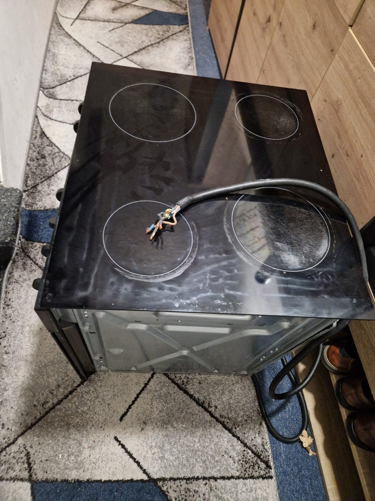 Elektrisch fornuis en oven te koop, Vrijstaand, 85 tot 90 cm, Elektrisch, 4 kookzones