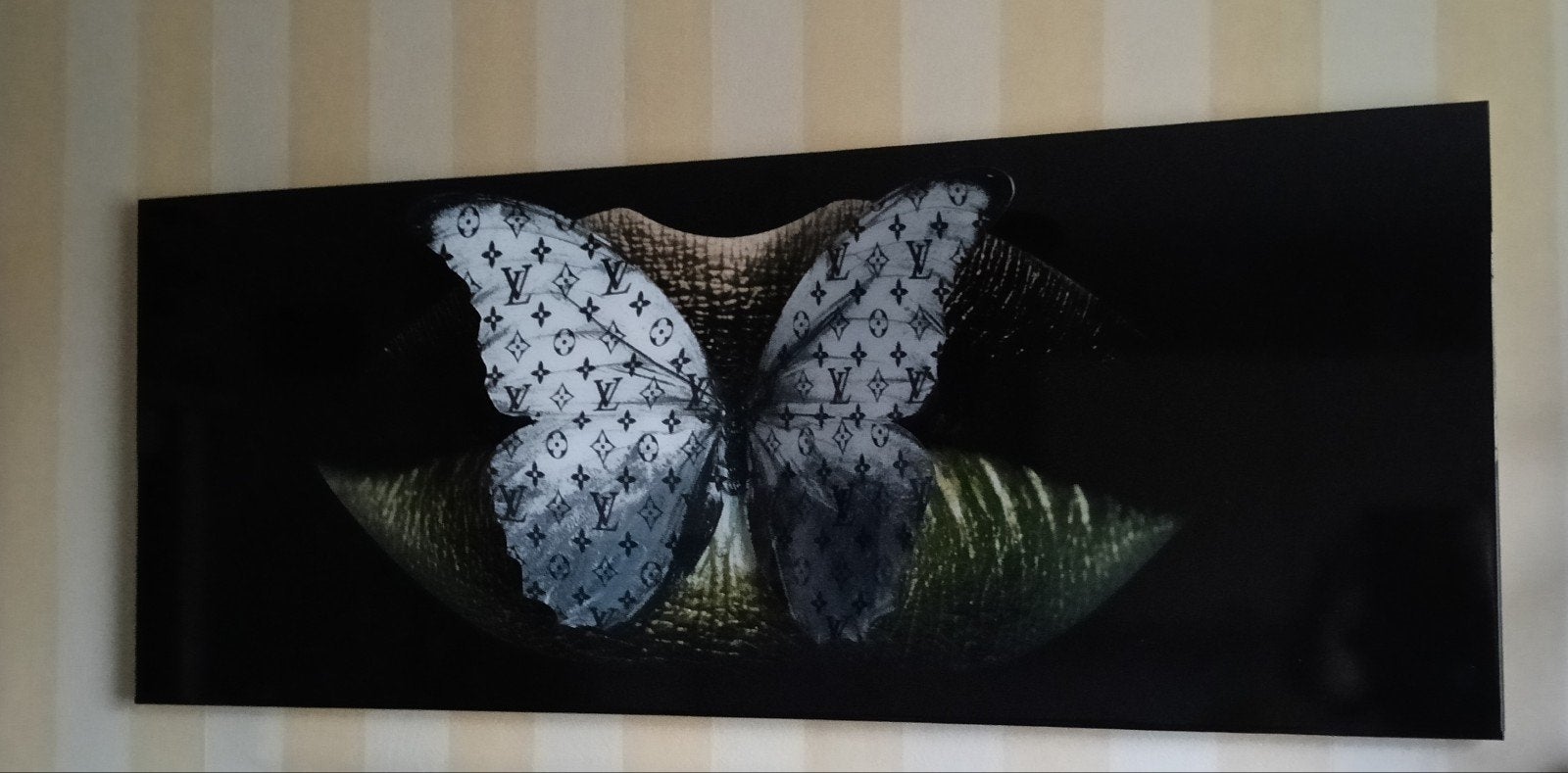 Modern schilderij met 3D Louis Vuitton vlinder, Ophalen, Kunststof, Ophangklaar, Dieren