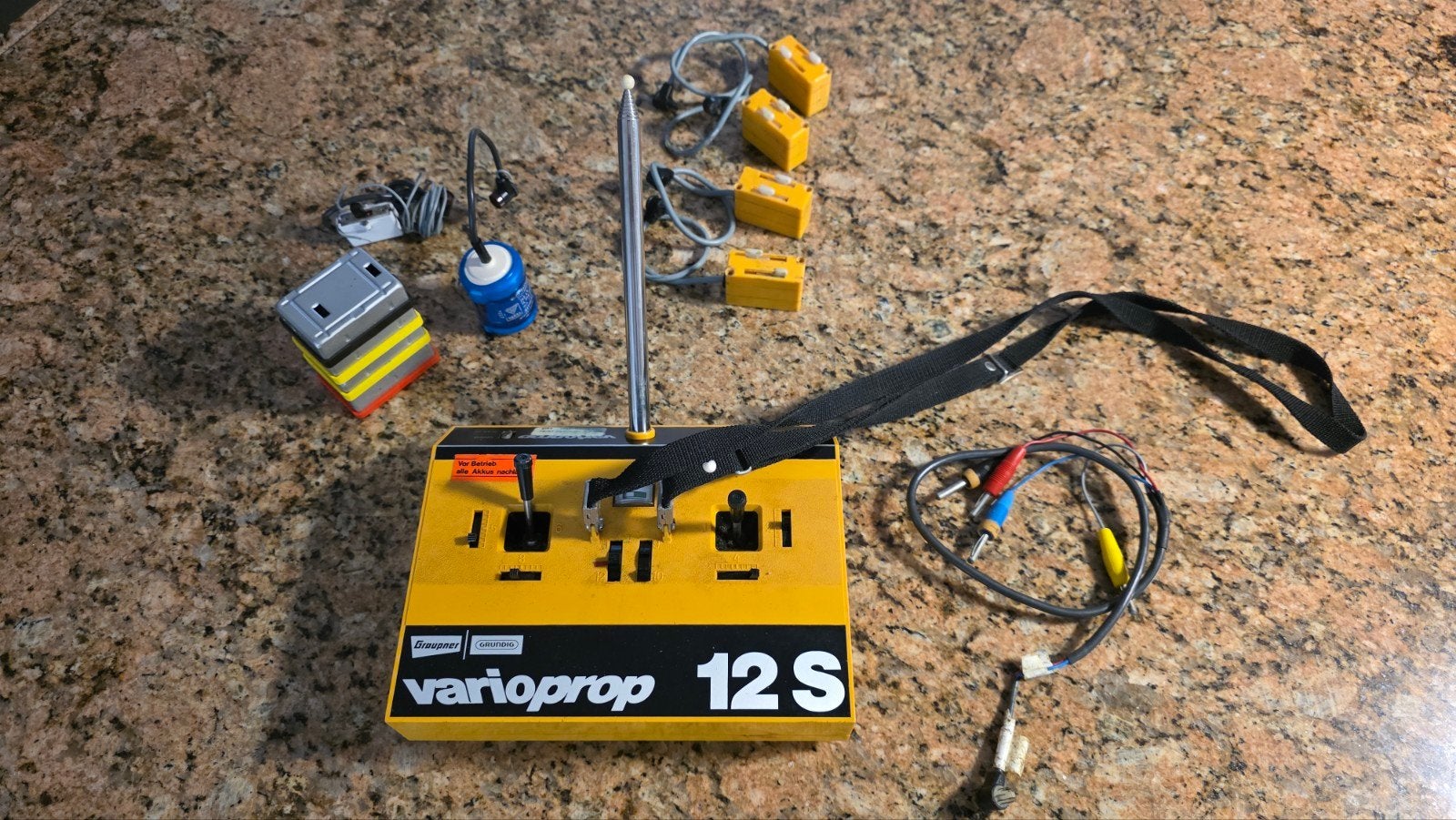 Graupner Varioprop 12S Afstandsbediening met Accessoires, Hobby en Vrije tijd, Ophalen of Verzenden