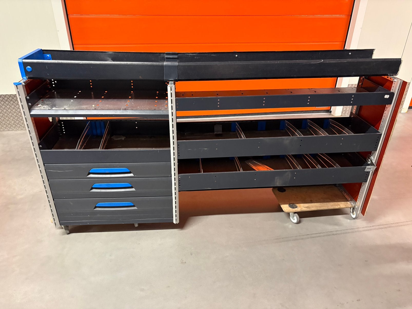 Sortimo bedrijfswagen inrichting, Ophalen, Zo goed als nieuw