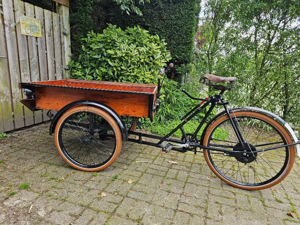 Te koop oude antieke bakfiets posterijen, Ophalen, Gebruikt, Goederen, Overige merken