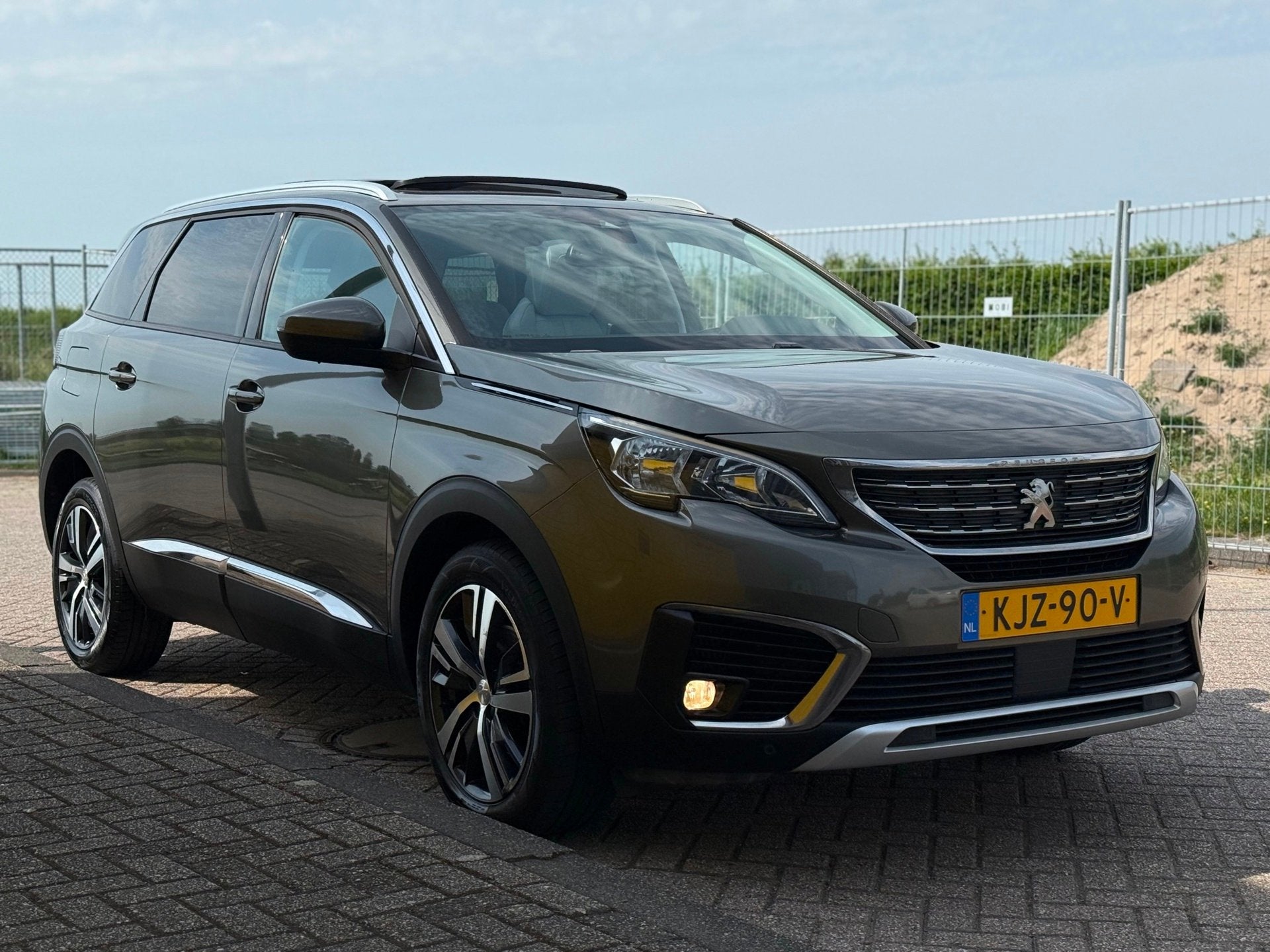 Peugeot 5008 1.6 BlueHDI Blue Lease Allure 7Pers Panoramadak, Voorwielaandrijving, Dealer onderhouden, Stof, 4 cilinders