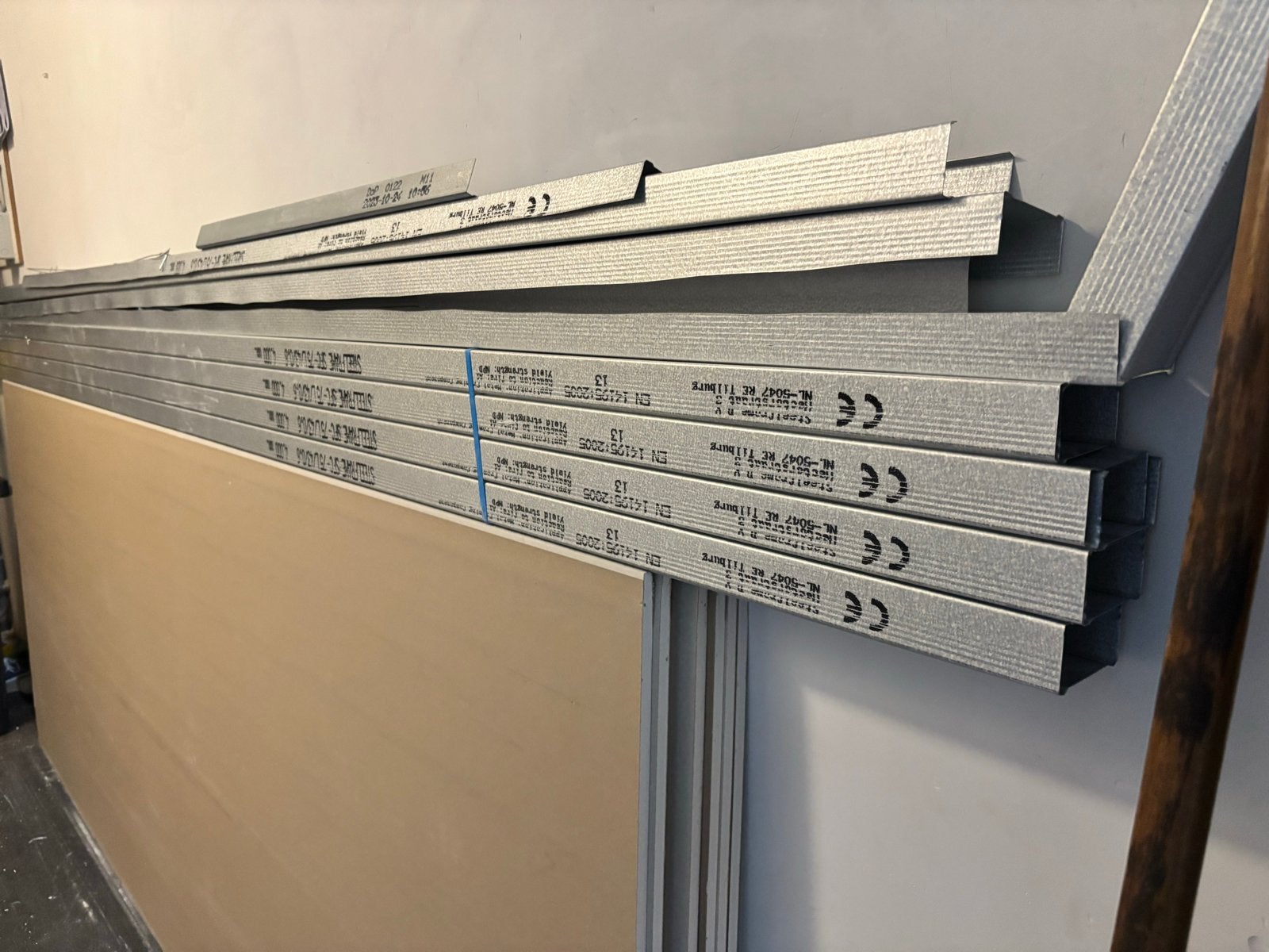 Gipsplaten en metalen profielen voor wanden/plafonds, Doe-het-zelf en Verbouw, Ophalen, Minder dan 25 mm, Overige typen, Nieuw
