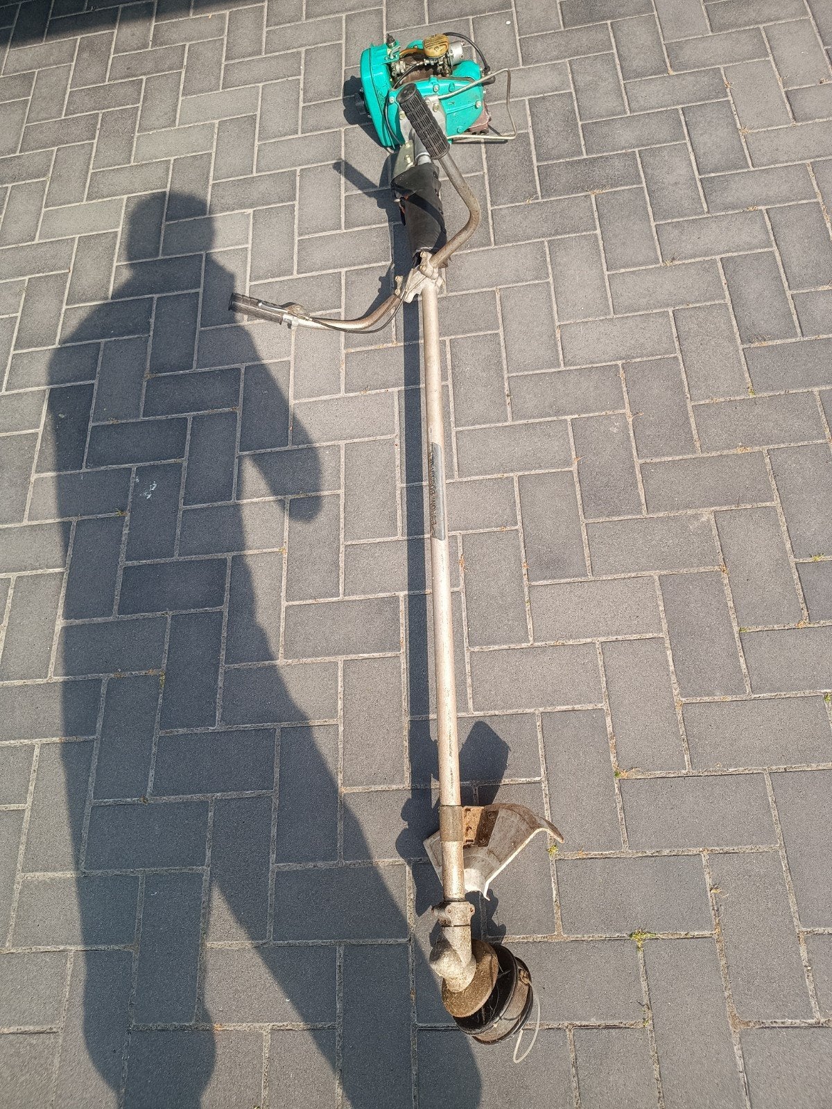 Te Koop: 2x bosmaaier t.e.a.b., Ophalen, Gebruikt, Benzine