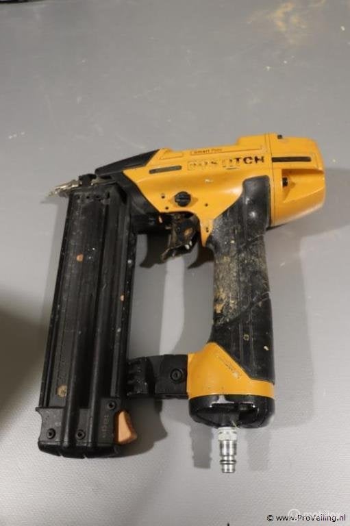 Online Veiling: BOSTITCH tacker BT1855SP-E, pneumatisch, Doe-het-zelf en Verbouw, Gereedschap | Handgereedschap, Gebruikt