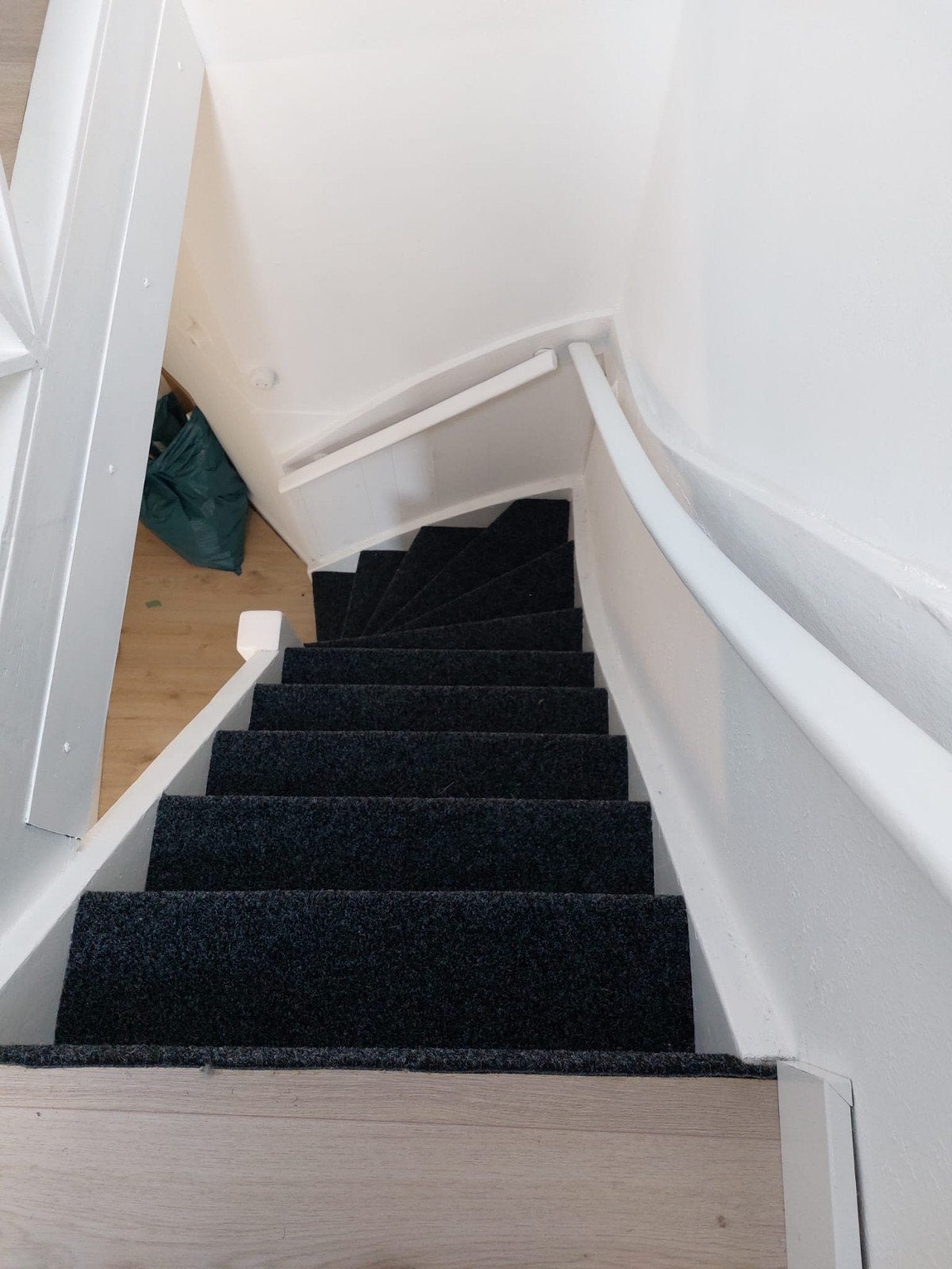 Trap bekleden door de vakman  keuze uit vele mogelijkheden, Huis en Inrichting, Stoffering | Vloerbedekking, Ophalen, Nieuw, Tapijt