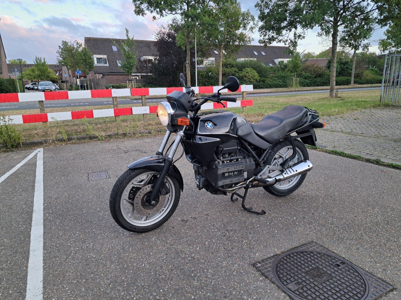 BMW K75 uit 1987 – nette staat – inclusief originele BMW kof, Motorrijbewijs A, 3 cilinders, Particulier, Handgeschakeld