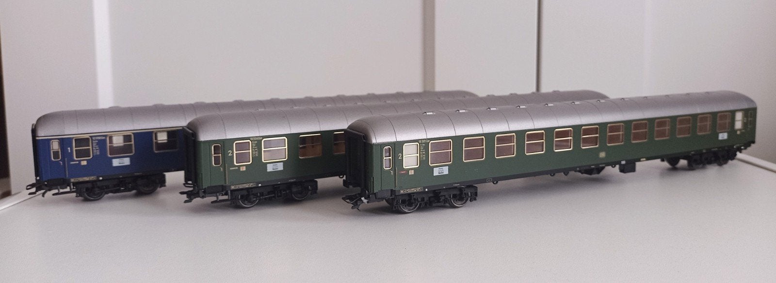 3 Märklin rijtuigen 43910 & 43920, Hobby en Vrije tijd, Wisselstroom, Gebruikt, Wagon, Ophalen of Verzenden
