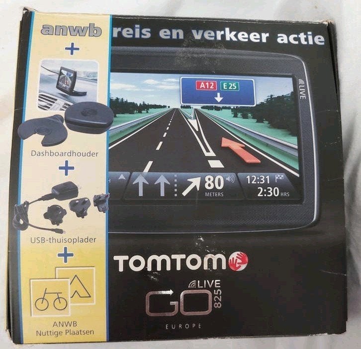 TomTom GO LIVE 825M Europa Navigatiesysteem ANWB Editie, Auto diversen, Autonavigatie, Ophalen of Verzenden, Zo goed als nieuw
