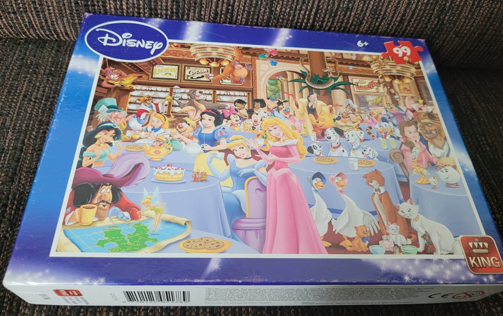 Disney puzzel 99 stuks al disney figuren 101 dalmatiërs oa, Ophalen of Verzenden, Overige figuren, Gebruikt