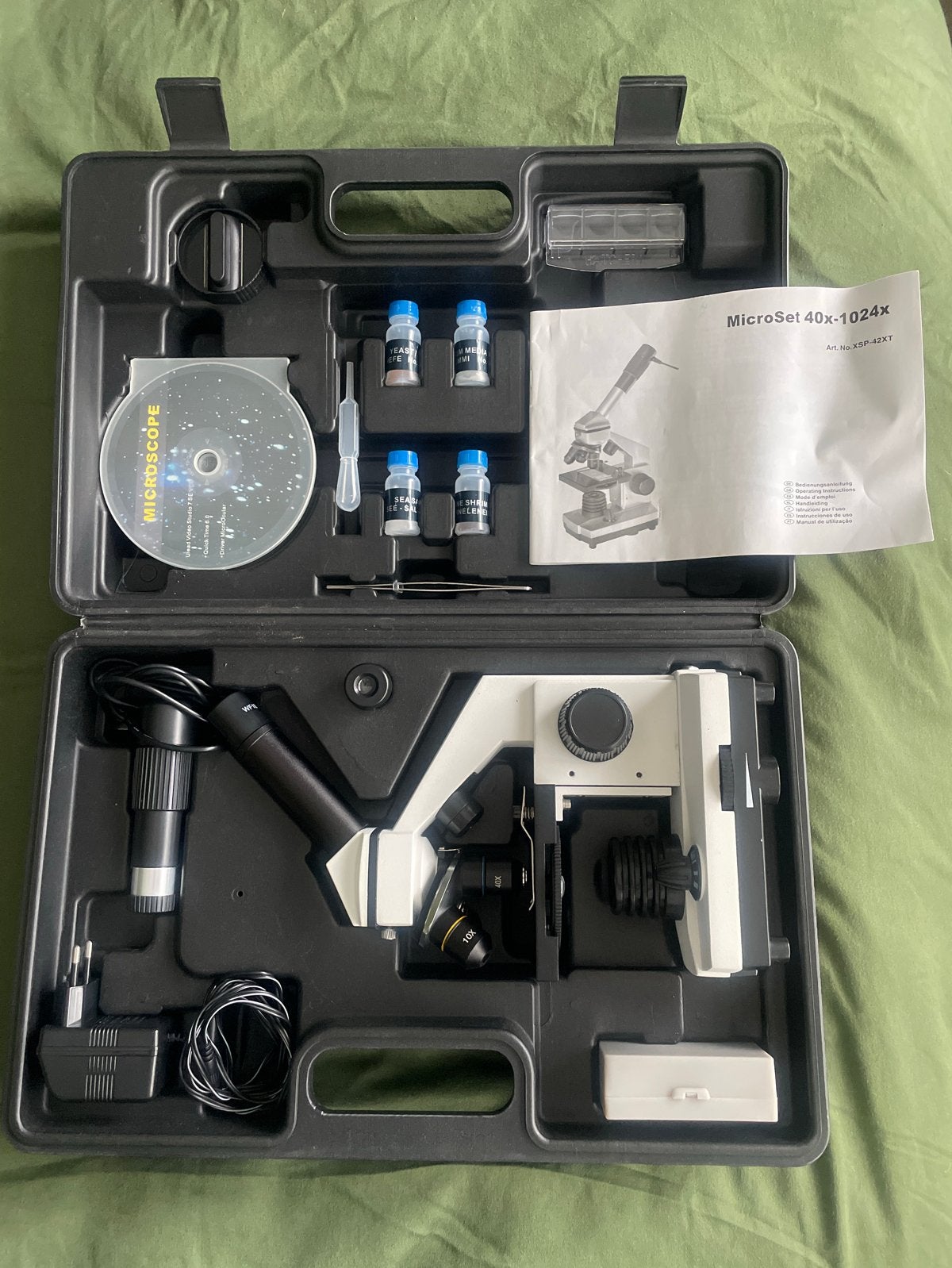 Microscoop met accessoires, Ophalen of Verzenden, Zo goed als nieuw, 1000x of meer, Biologische microscoop