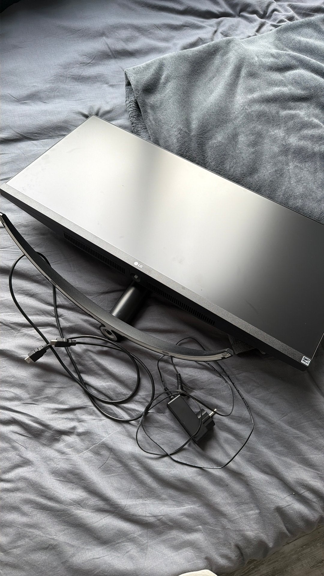 Gratis op te halen defecte LG widescreen monitor, Computers en Software, Monitoren, Ophalen, Zo goed als nieuw, 60 Hz of minder
