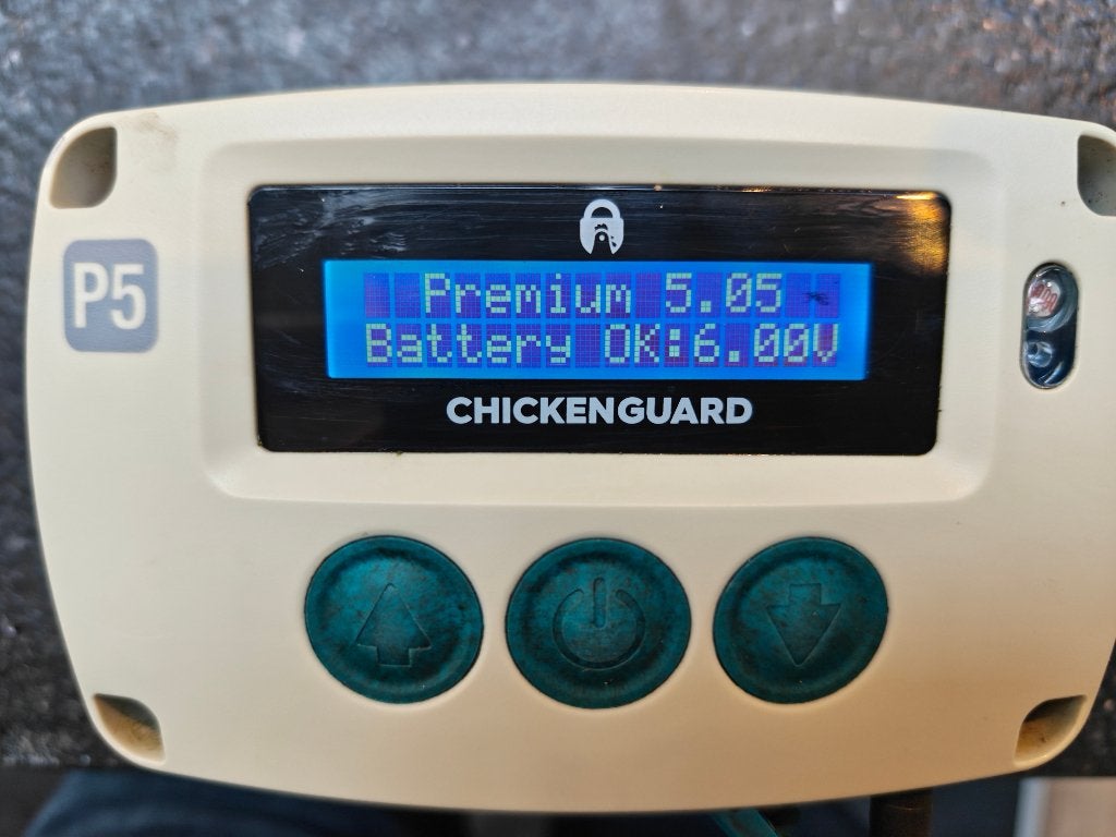 Chickenguard Premium P5 kippenhok automaat, Dieren en Toebehoren, Ophalen of Verzenden, Gebruikt