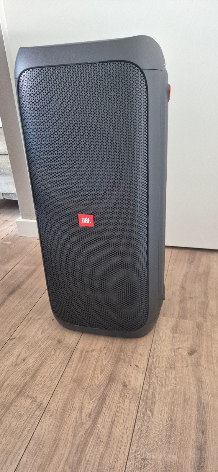 JBL Partybox 310 - Krachtige Party Speaker met Lichteffecten