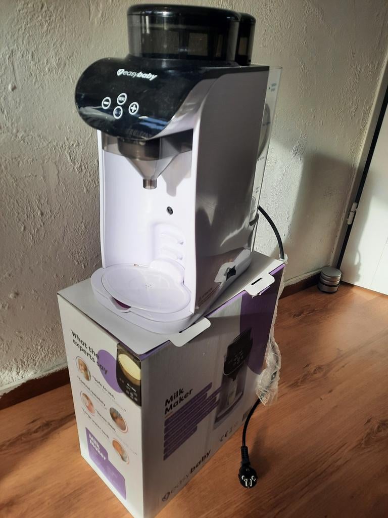 Easybaby Milk Maker - Flessenwarmer, Ophalen, Zo goed als nieuw, Flessen- of potjesverwarmer