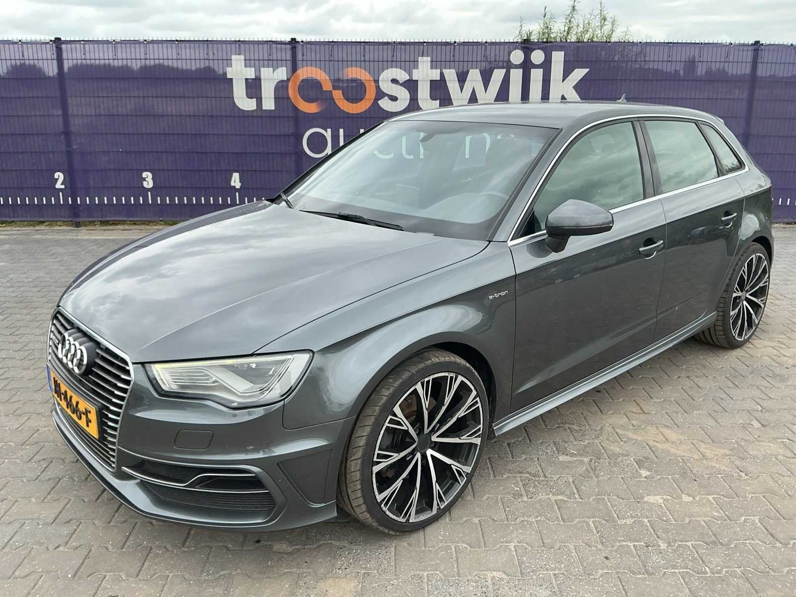 2015 - Audi - A3 Sportback - 1.4 e-tron Amb. PL+ - Personena, Auto's, Gebruikt, Euro 6, 4 cilinders, 150 pk