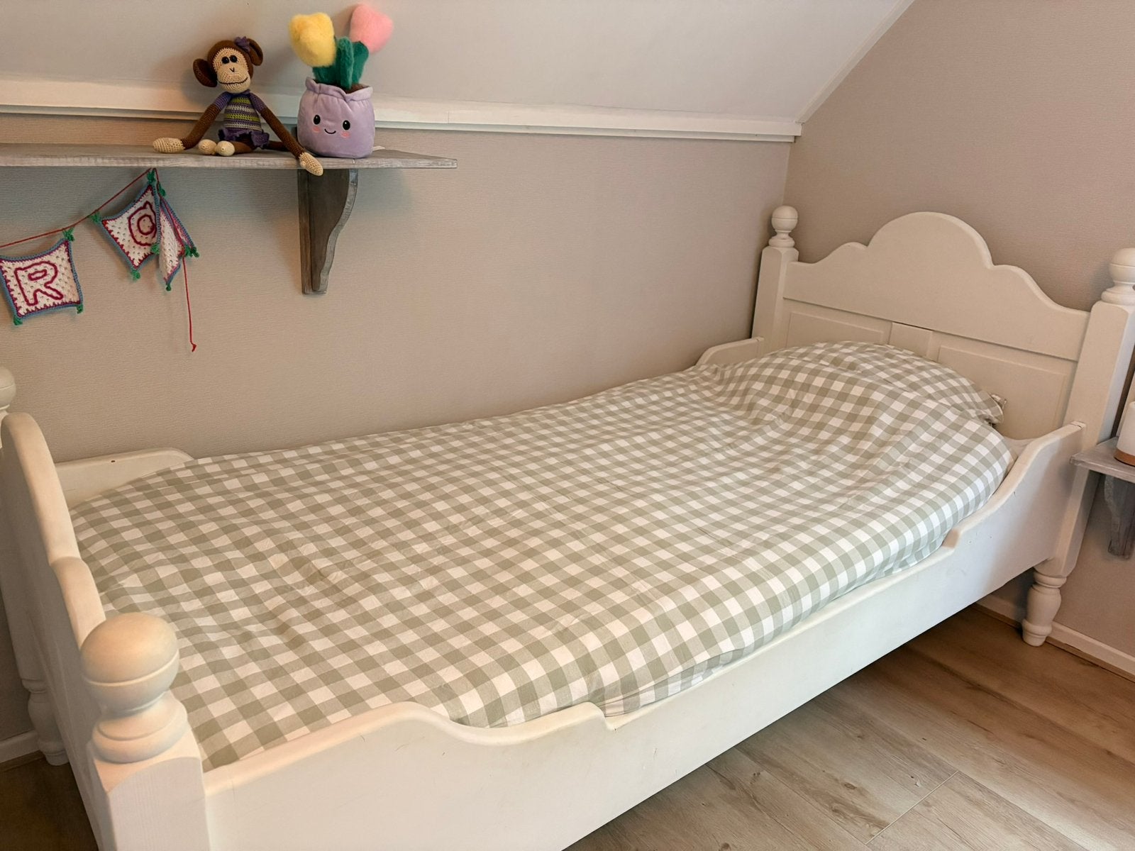 Eenpersoonsbed landelijk wit, Ophalen, 85 tot 100 cm, Gebruikt, Lattenbodem