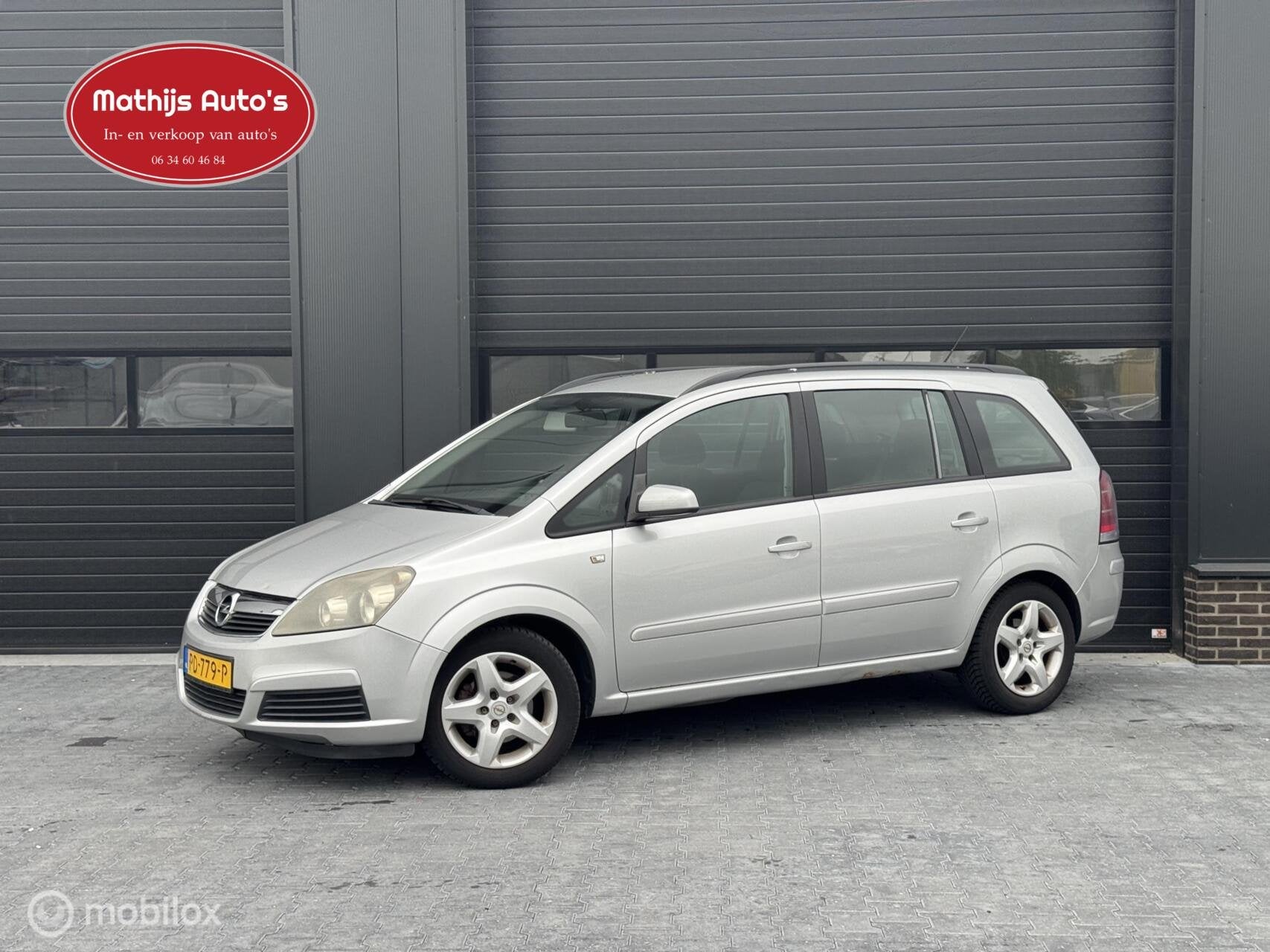 Opel Zafira 1.6 Business 7 personen! Nieuwe APK!, Auto's, Voorwielaandrijving, 4 cilinders, 7 stoelen, 14 km/l