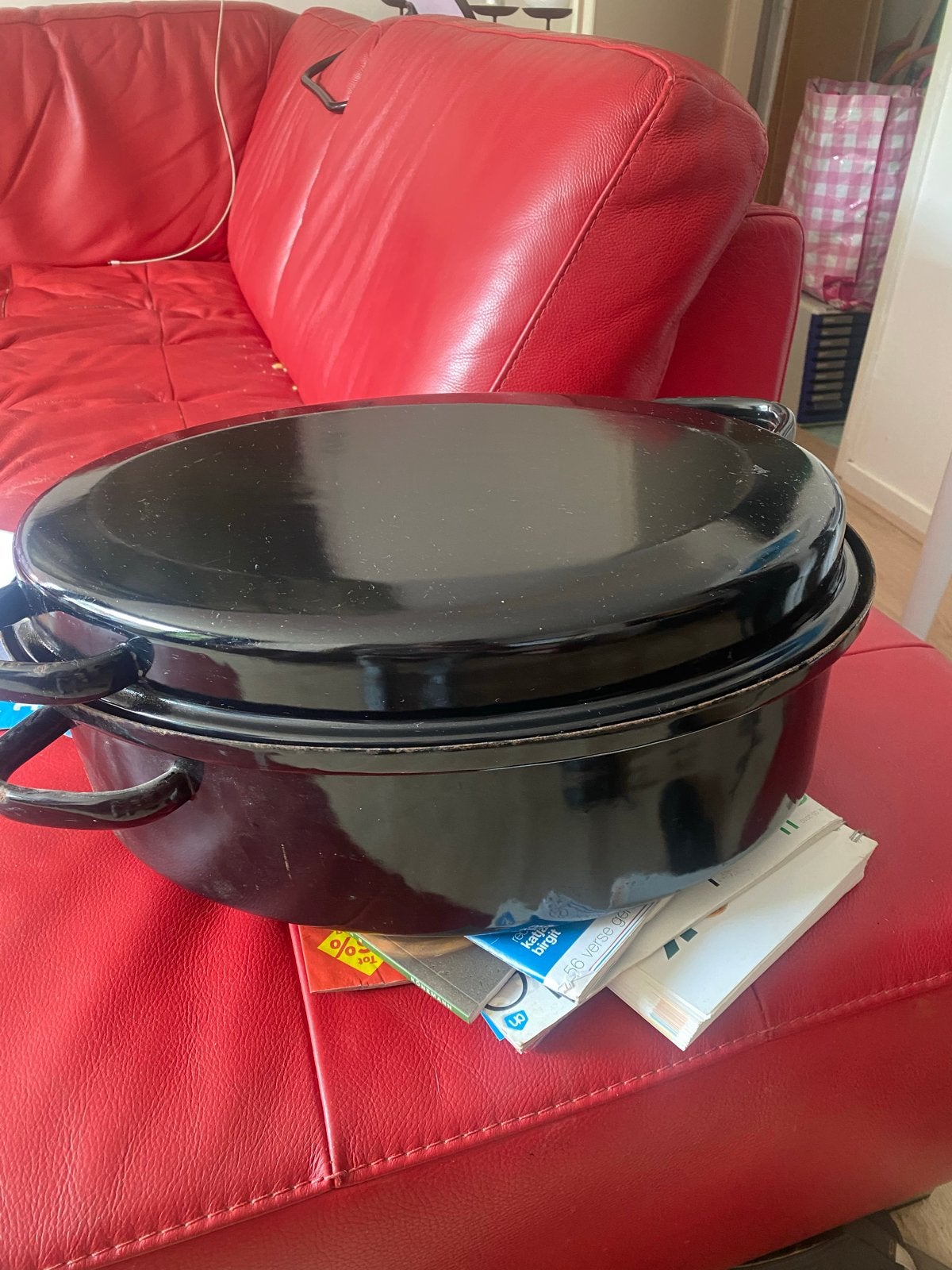 Zwarte geëmailleerde braadpan met deksel, Ophalen, Braadpan, Met deksel, Zo goed als nieuw