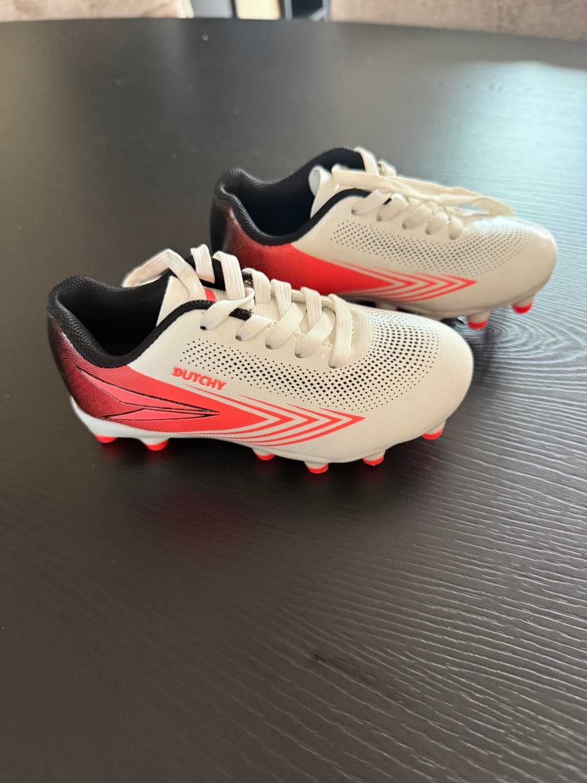 Kinder voetbalschoenen mt 26, Sport en Fitness, Voetbal, Maat XS of kleiner, Ophalen of Verzenden, Zo goed als nieuw, Schoenen