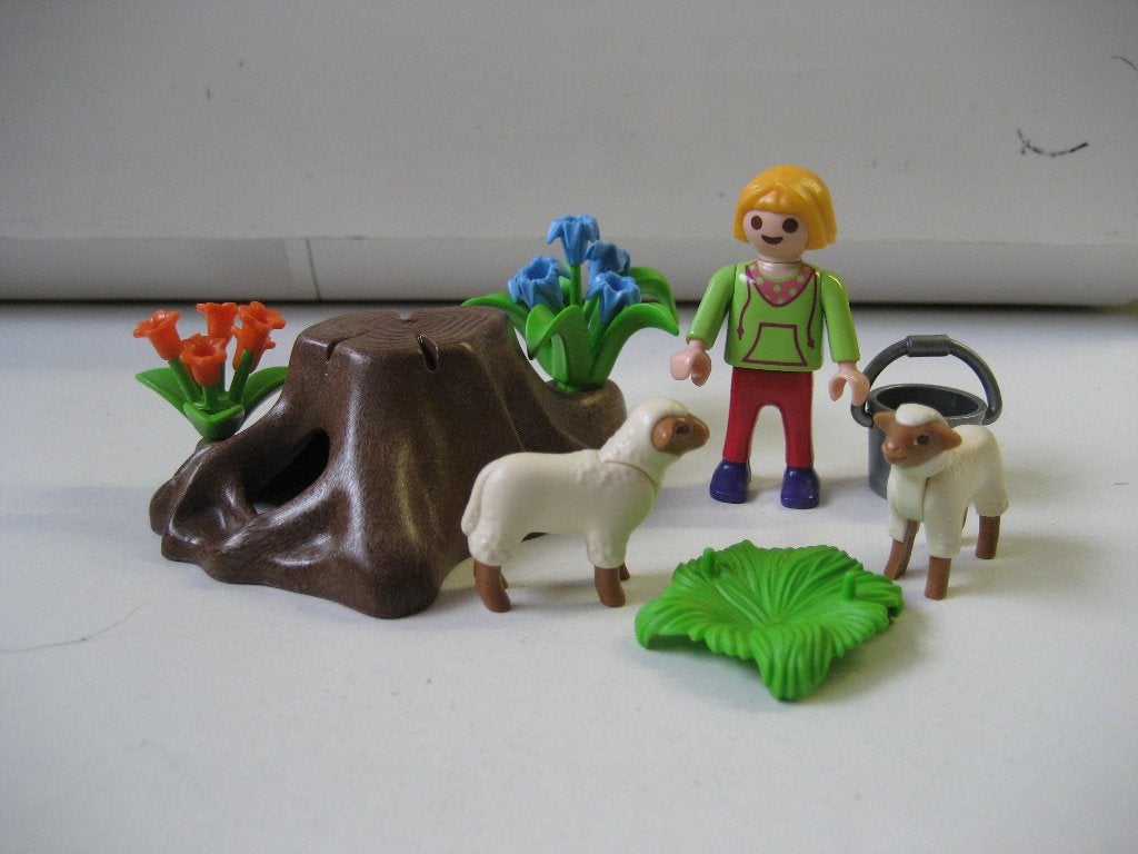 playmobil meisje met lammetjes, Kinderen en Baby's, Speelgoed | Playmobil, Ophalen of Verzenden, Zo goed als nieuw