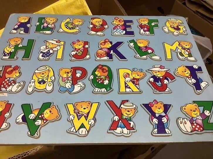 Houten puzzel het alfabet, Ophalen of Verzenden, Zo goed als nieuw, Van hout