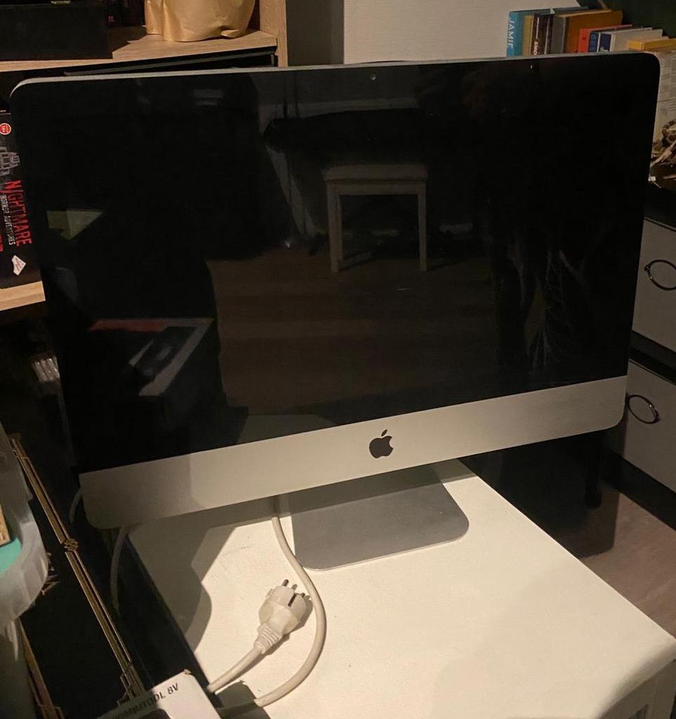 Apple iMac 21,5-inch (2010) - 8GB RAM, Computers en Software, Apple Desktops, Ophalen, Gebruikt, 2 tot 3 Ghz, 8 GB