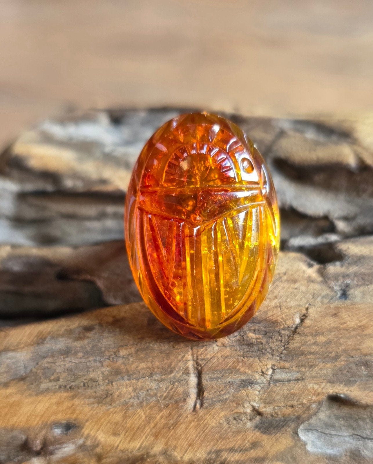 Ring vintage scarabee barnsteen look metaal, Sieraden, Tassen en Uiterlijk, Kunststof, Gebruikt, Bruin, Ophalen of Verzenden
