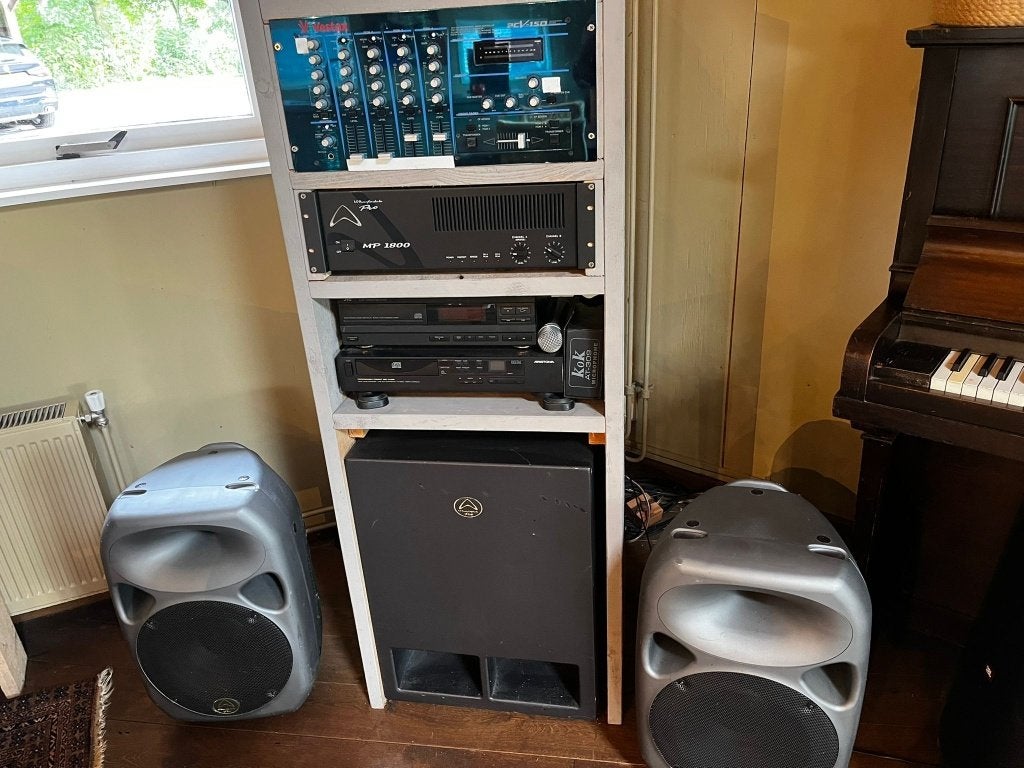 Complete DJ / PA-set Vestax + Wharfedale Pro speakers, Ophalen, Gebruikt, 1000 watt of meer, Overige typen
