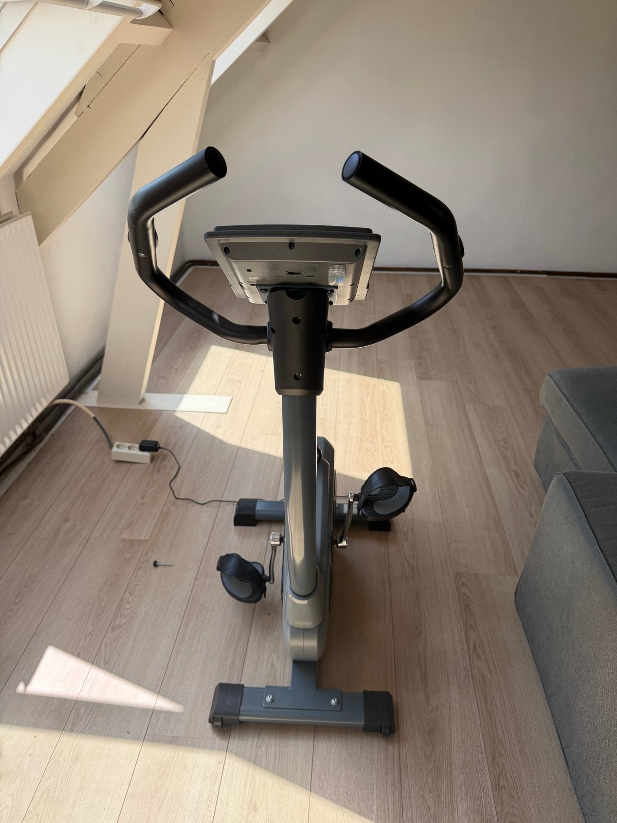 Skandika Hometrainer - Zo goed als nieuw, Ophalen, Zo goed als nieuw, Metaal, Benen