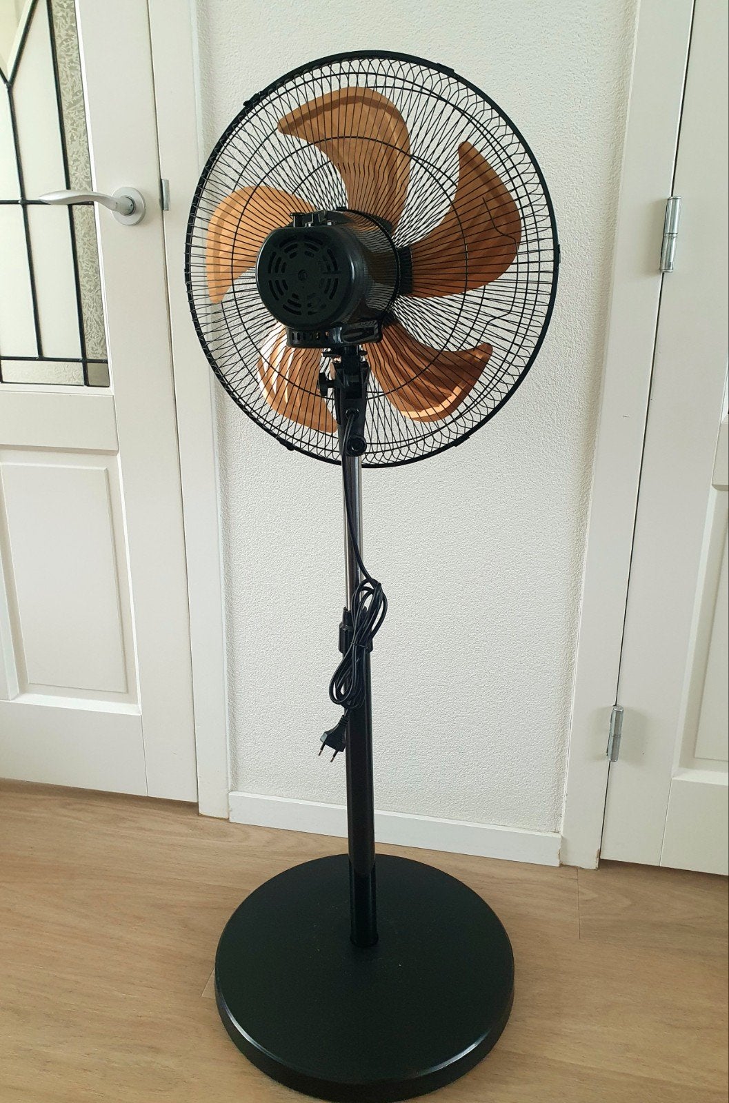 Stevig staande ventilator NIEUW IN DOOS, Witgoed en Apparatuur, Ventilatoren, Nieuw, Ophalen of Verzenden, Stevig staande ventilator