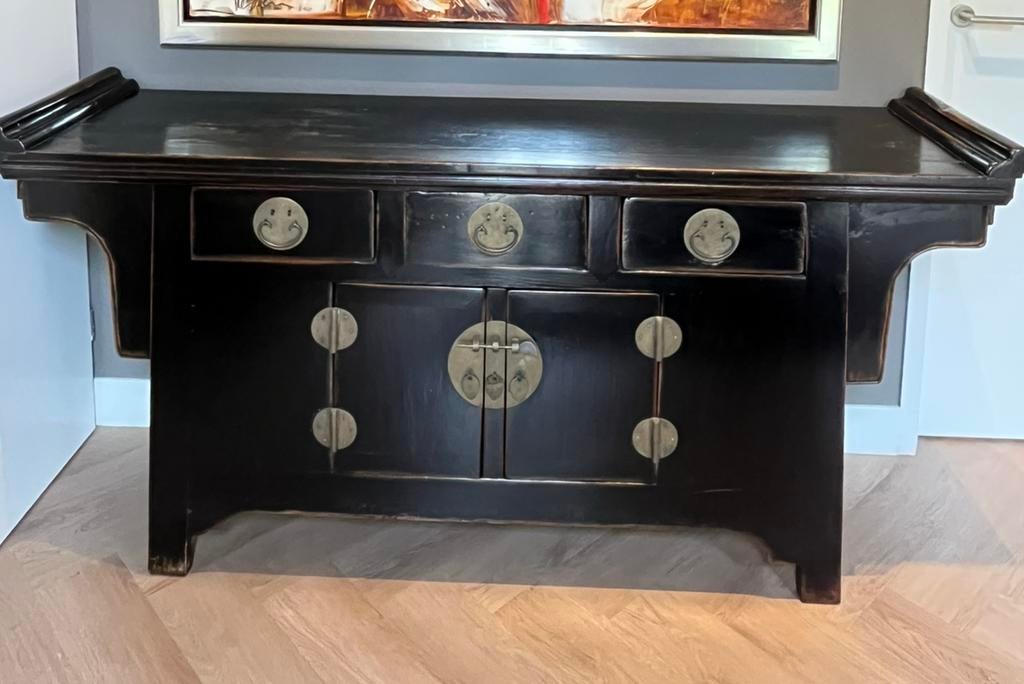 Chinese dressoir, Ophalen, 150 tot 200 cm, Zo goed als nieuw, Met deur(en)
