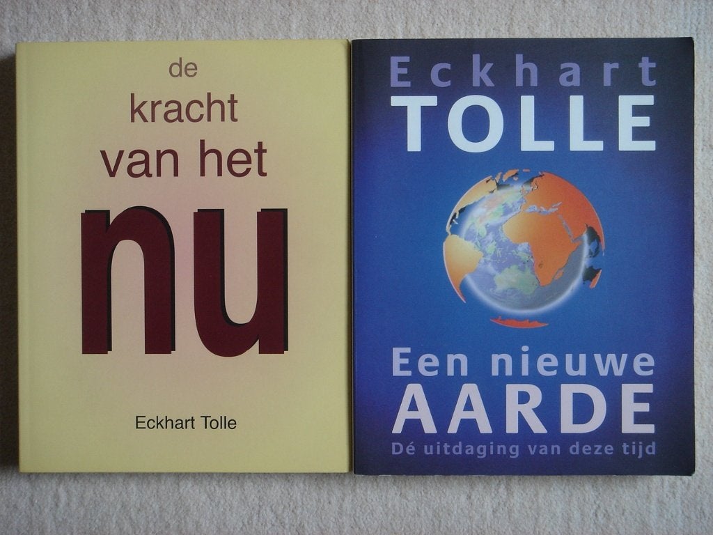De kracht van het NU + Een nieuwe aarde - Eckhart Tolle, Boeken, Ophalen of Verzenden, Gelezen, Spiritualiteit algemeen, Achtergrond en Informatie