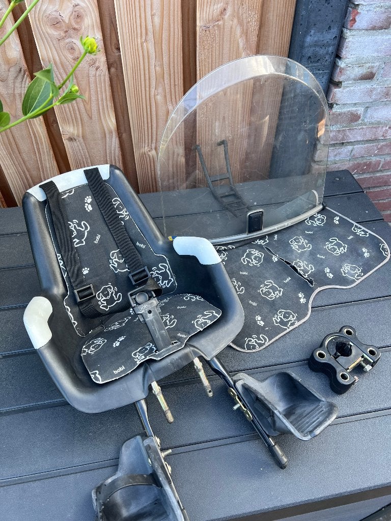 fietsstoeltje voorop Bobike  met scherm  9  - 15 kilo Elst U, Ophalen of Verzenden, Gebruikt, Voetsteuntjes, Voorzitje