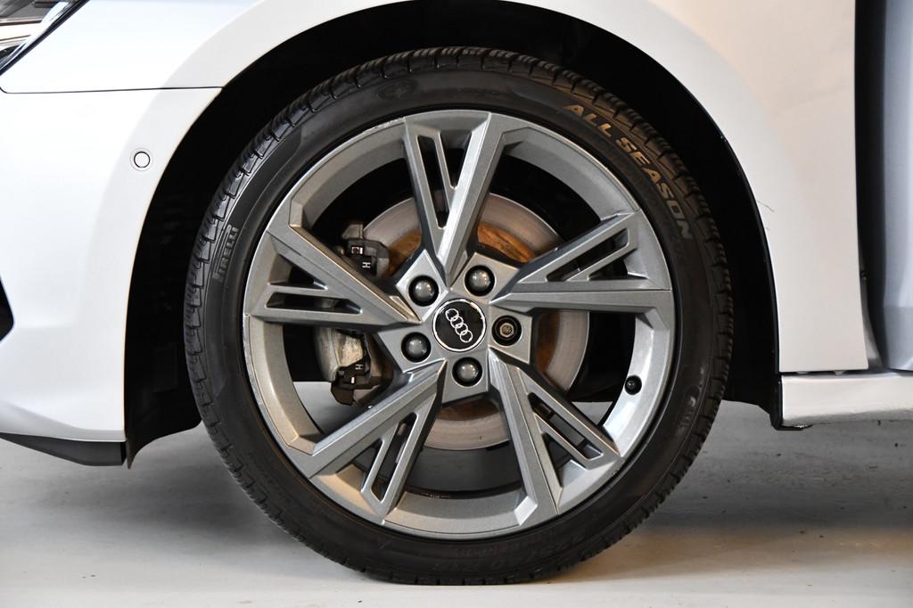 Audi A3 Sportback 35TFSI 1.5 S-Line Panorama Led matrix, Automaat, Gebruikt, Zwart, Origineel Nederlands