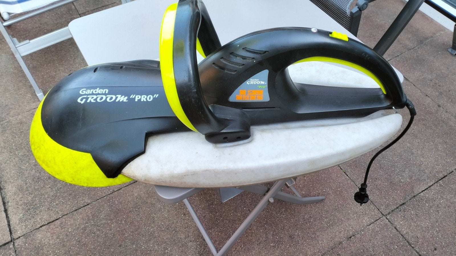 goede  electrische buxus schaar., Ophalen, Gebruikt, Elektrisch