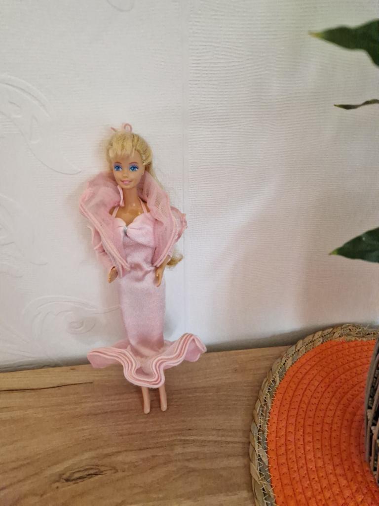 Barbie puppen von mattel, Verzamelen, Poppen, Ophalen of Verzenden, Pop