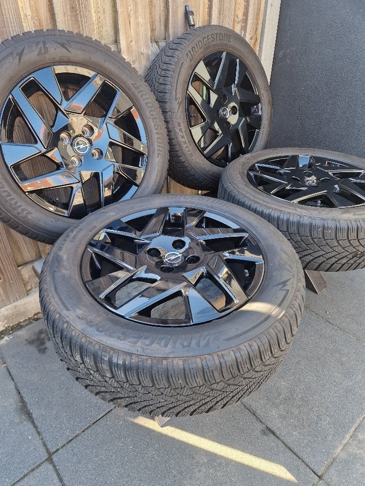 originele  opel mokka velgen met winterband, Auto-onderdelen, Banden en Velgen, Ophalen, Banden en Velgen, 17 inch, Winterbanden