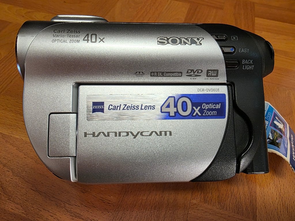 Video camera Sony DCR-DVD608, Ophalen, Dvd, 20x of meer, Zo goed als nieuw