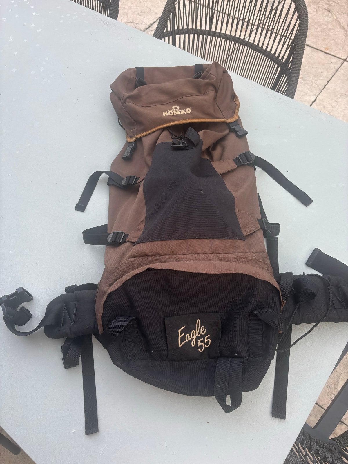 Nomad Eagle 55 Trekking Rugzak - Bruin, Ophalen, Nomad, Gebruikt, 25 tot 40 cm