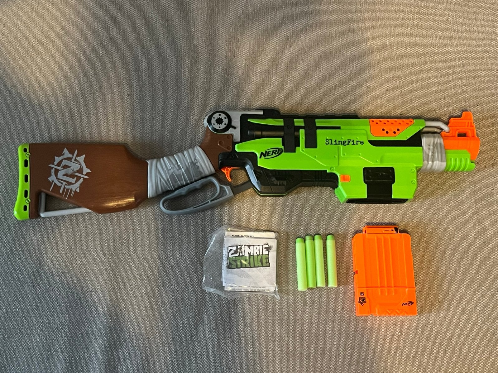 Nerf Zombi Strike “ Slingfire” ZGAN, Kinderen en Baby's, Speelgoed | Buiten | Actiespeelgoed, Ophalen of Verzenden, Zo goed als nieuw