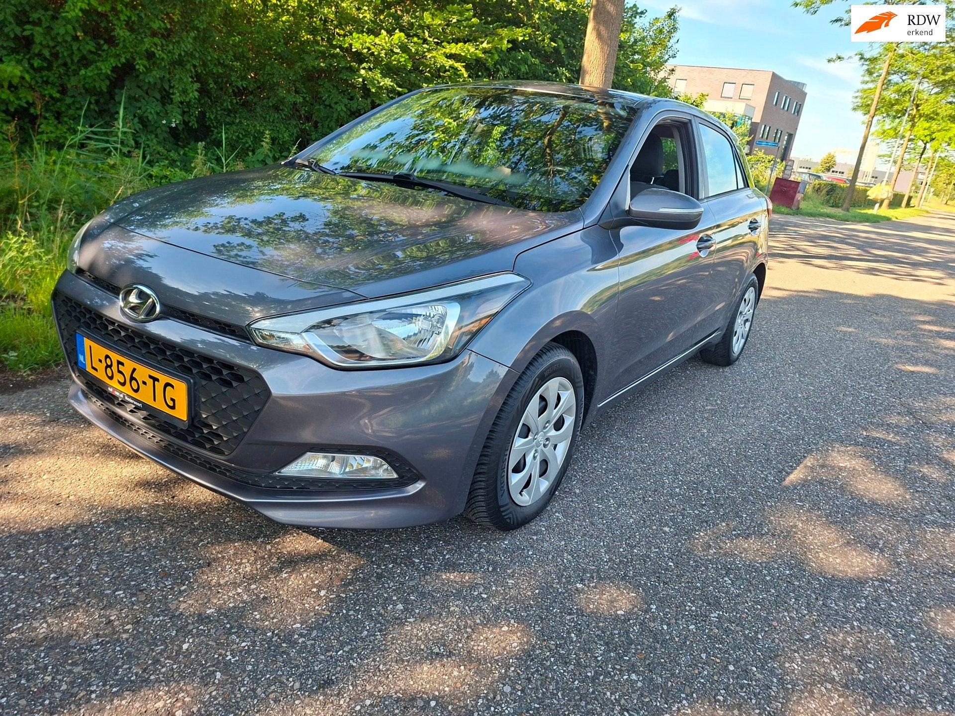 Hyundai I20 1.2 HP i-Motion Comfort heel mooi, Auto's, Euro 6, 4 cilinders, Bedrijf, Handgeschakeld