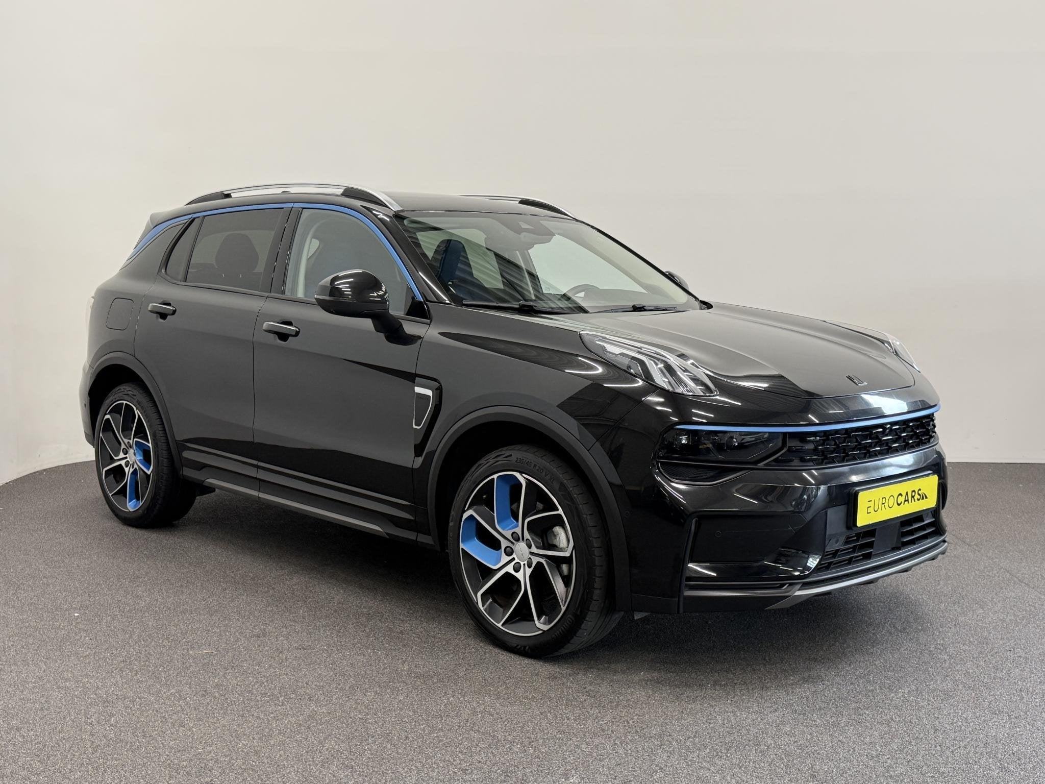 Lynk & Co 01 1.5 Panoramadak Navigatie Apple CarPlay Android, Stof, Gebruikt, Euro 6, Zwart