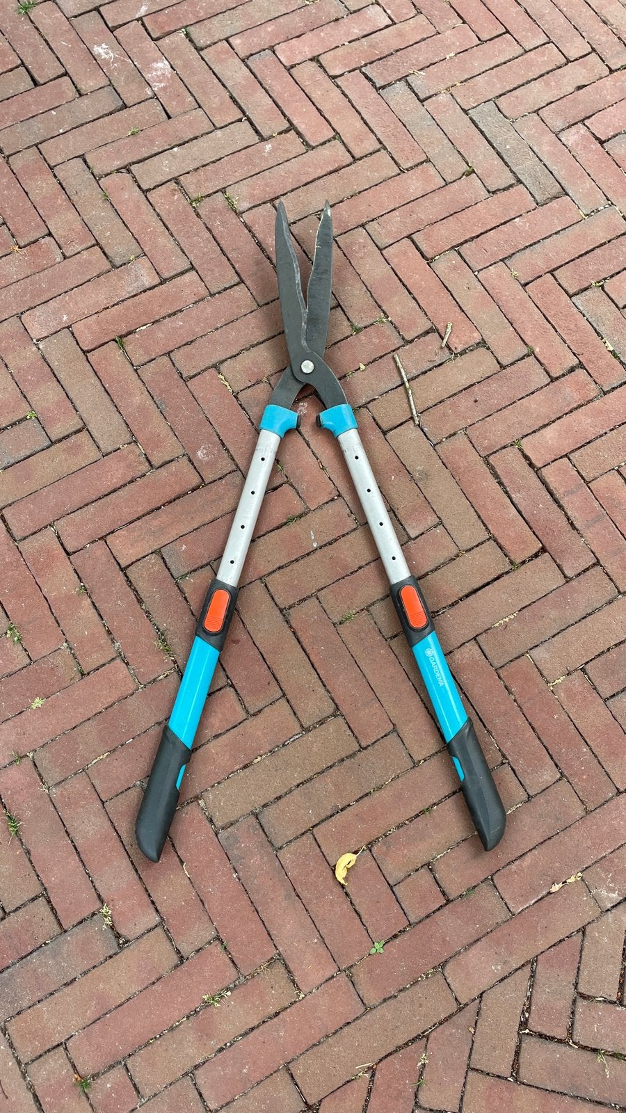 Telescoop Heggenschaar en takkenschaar set - Gardena, Tuin en Terras, Ophalen of Verzenden, Gebruikt, 20 t/m 29 mm