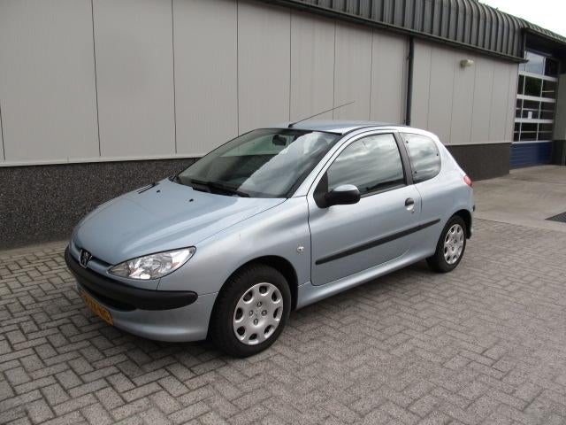PEUGEOT 206 1.4 3D One line (nieuwe koppaking), Auto's, Peugeot, Bedrijf, Te koop, Airbags, Centrale vergrendeling, Elektrische ramen