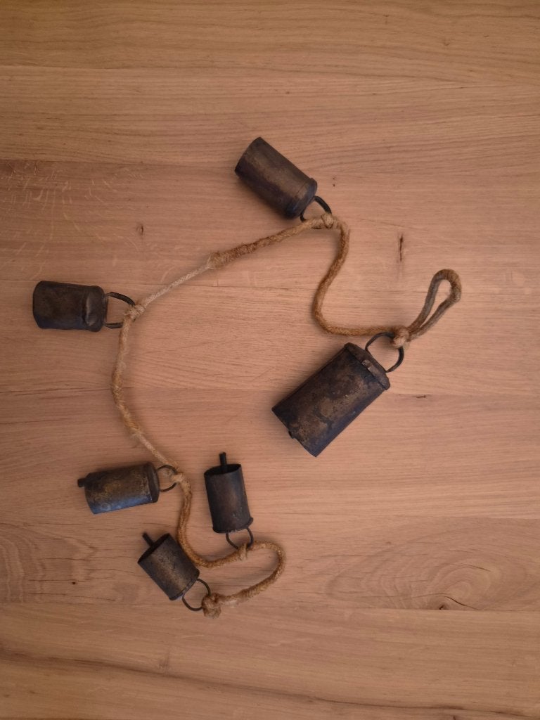 Vintage bellen koord, koebellen, 6 bellen, Ophalen of Verzenden