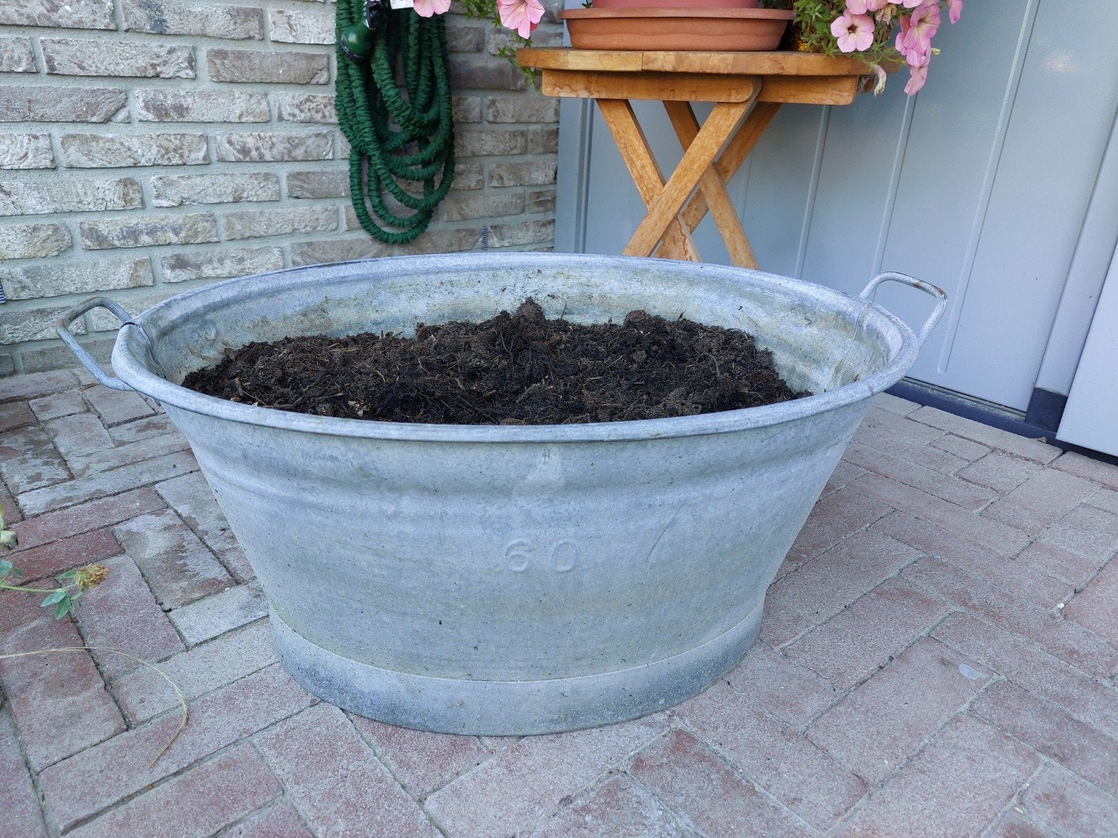 Zinken teil en emmer., Tuin en Terras, Bloembakken en Plantenbakken, Ophalen, Gebruikt, Rond, Metaal