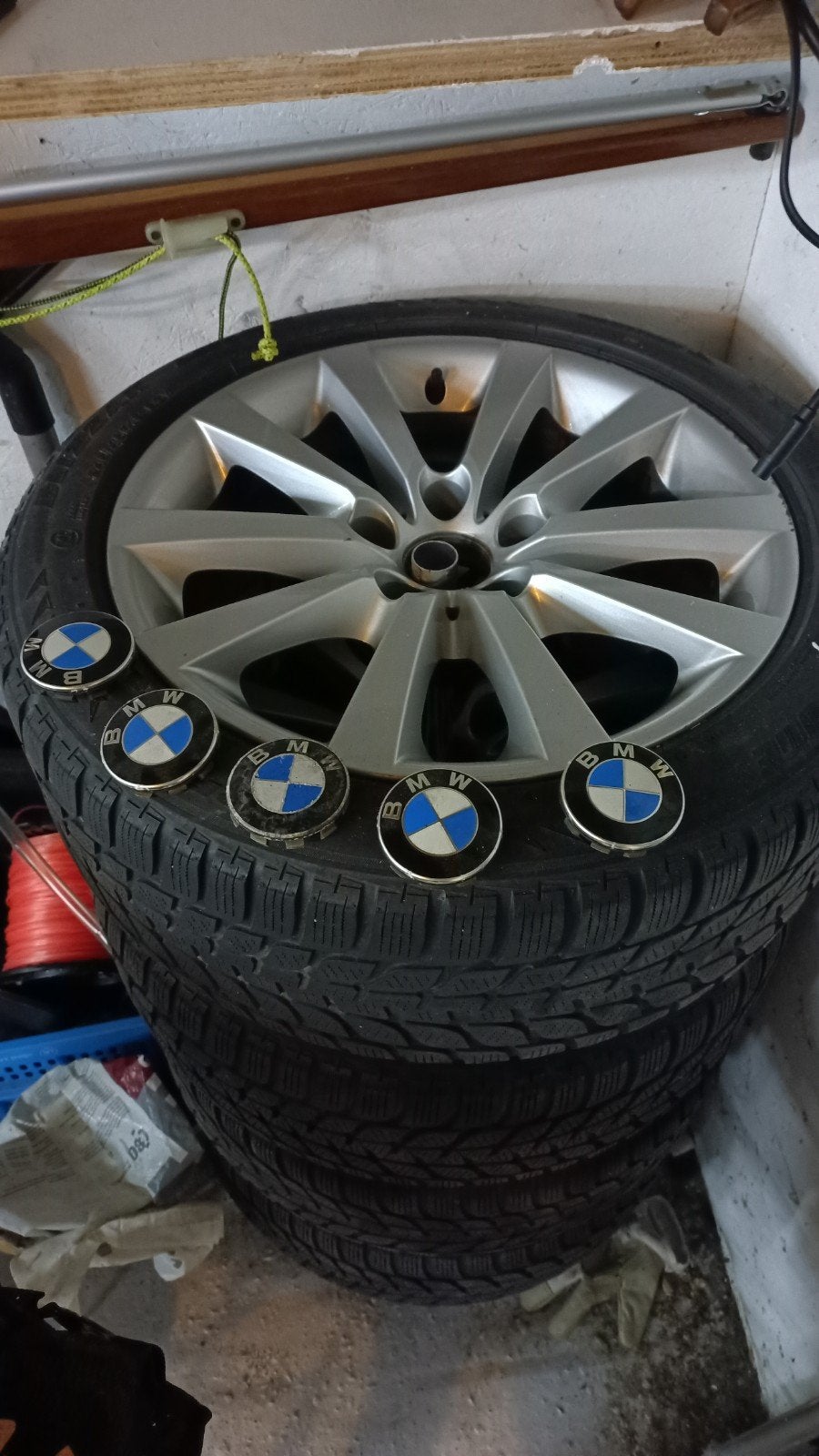 BMW Winterbanden met BMW Velgen 245/45R18 Blizzak, Auto-onderdelen, Banden en Velgen, Ophalen, 18 inch, 245 mm, Banden en Velgen