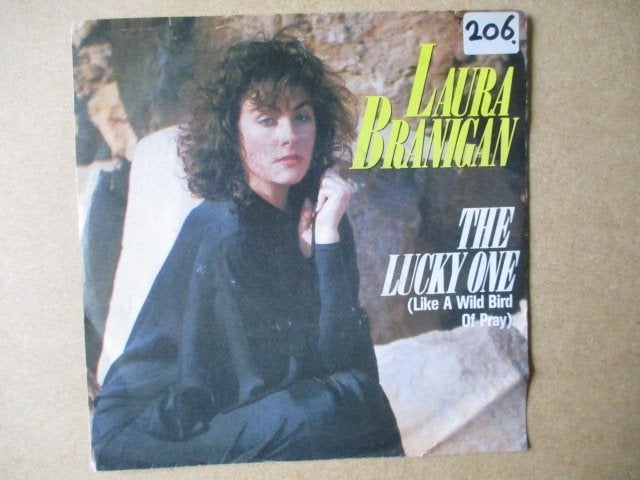 s1011 laura branigan - the lucky one, Ophalen, Gebruikt, 7 inch, Overige genres