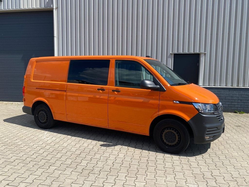 VW Transporter 2.0 TDI 150 pk L2H1 Dubbele Cabine BJ. 2021, Voorwielaandrijving, Euro 6, 150 pk, Volkswagen